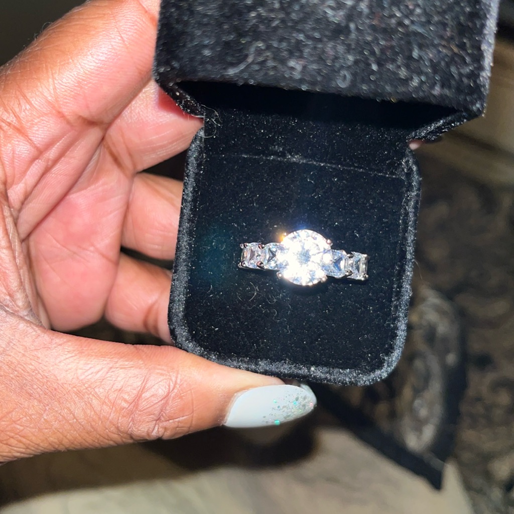 Women’s Silver Ring Size 7